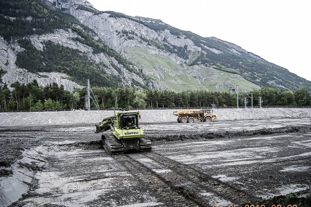 21. Mai 2013 Räumung Geländekammer bei RhB und A13.